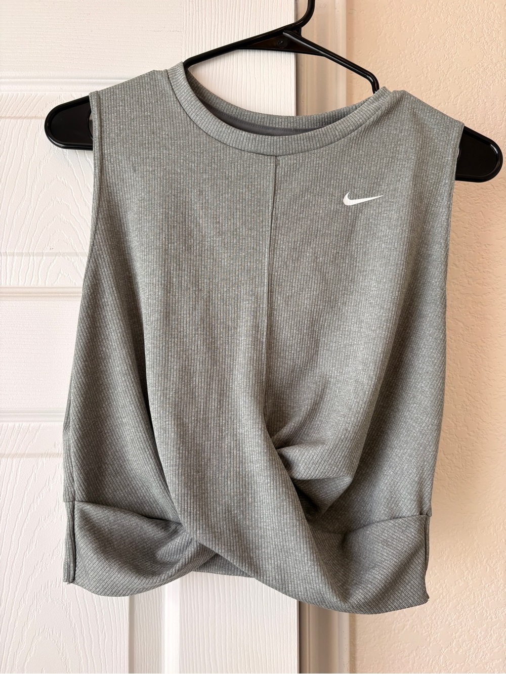 Nike Women’s Cropped Light Gray Ribbed Twist-Front Tank